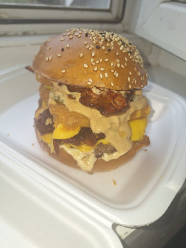 Black Angus Delux Október Špeciál