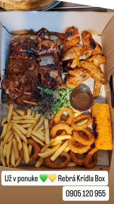 BBQ Rebrá Krídla Box