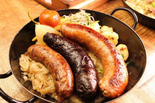 Zabíjačkový tanier