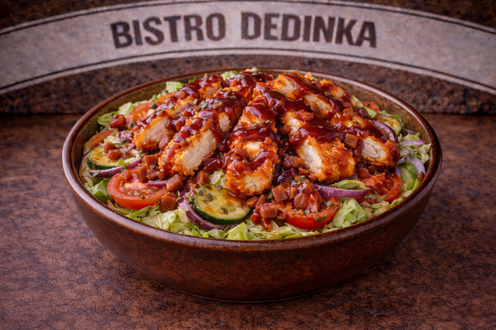 Kurací šalát so stripsami