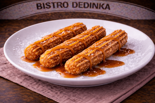 Churros preliate karamelom (sladké tyčinky)
